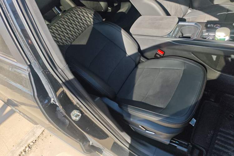 Used Geely Auto Haoyue L 2025 2.0T DCT Luxury Edition Right Front Seat