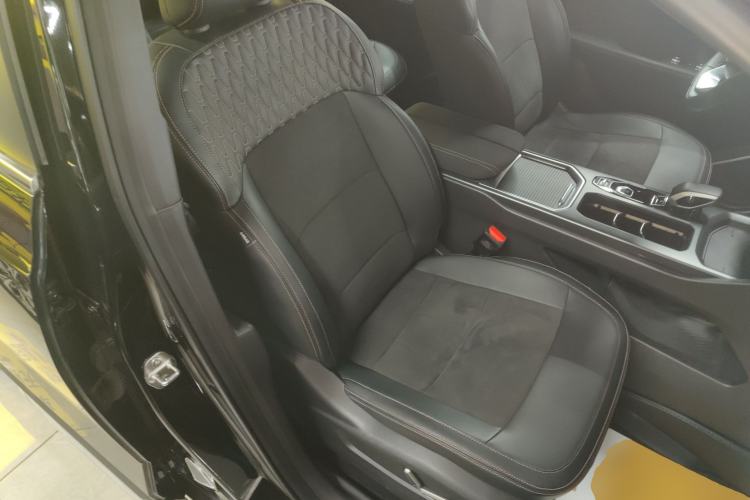 Used Geely Auto Haoyue L 2025 2.0T DCT Luxury Edition Right Front Seat