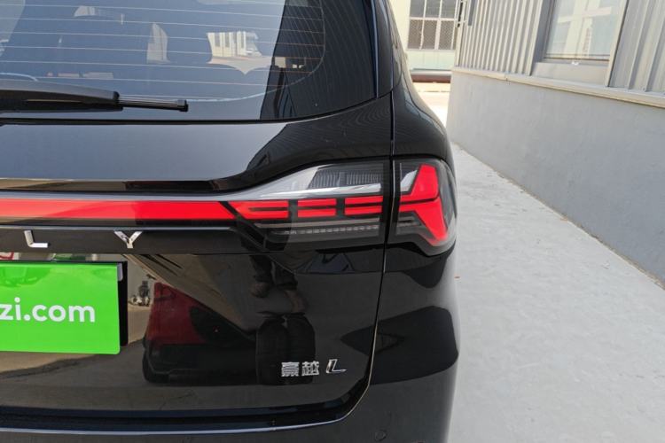 Used Geely Auto Haoyue L 2025 2.0T DCT Luxury Edition Right Rear Taillight