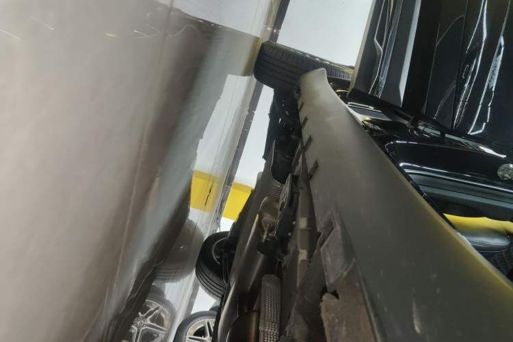 Used Geely Auto Haoyue L 2025 2.0T DCT Luxury Edition Right Side Sill