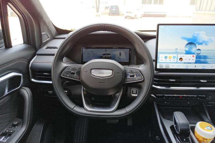 Used Geely Auto Haoyue L 2025 2.0T DCT Luxury Edition Steering Wheel