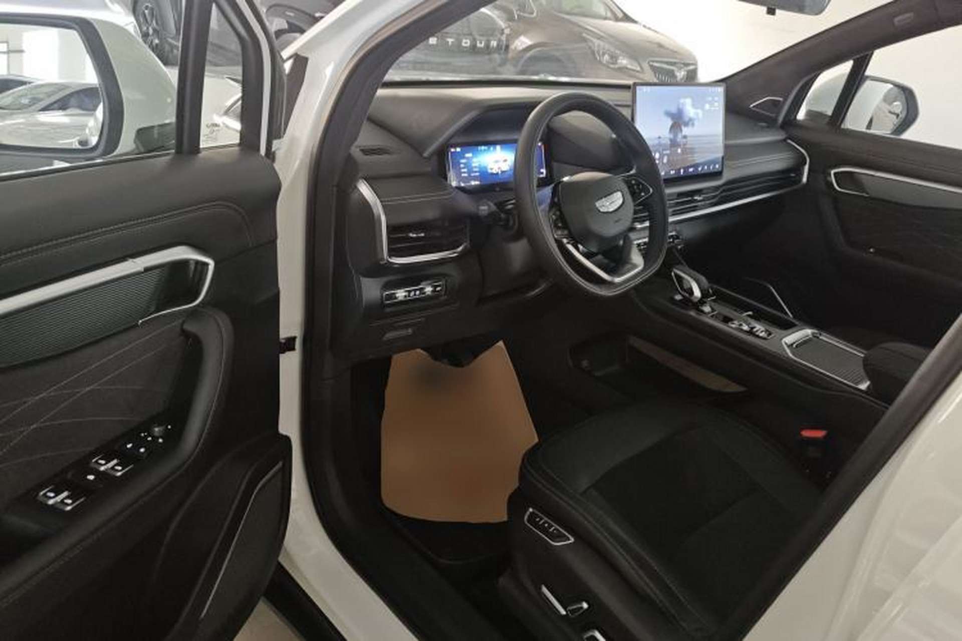 Used Geely Auto Haoyue L 2025 2.0T DCT Luxury Edition Driver Seat