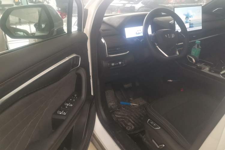 Used Geely Auto Haoyue L 2025 2.0T DCT Luxury Edition Driver Seat