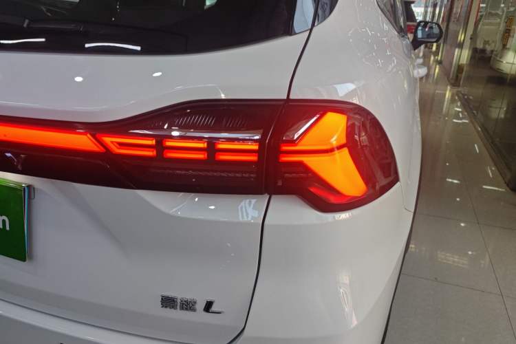 Used Geely Auto Haoyue L 2025 2.0T DCT Luxury Edition Exterior 6