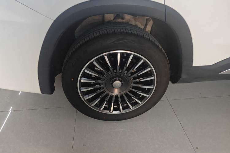 Used Geely Auto Haoyue L 2025 2.0T DCT Luxury Edition Exterior 8