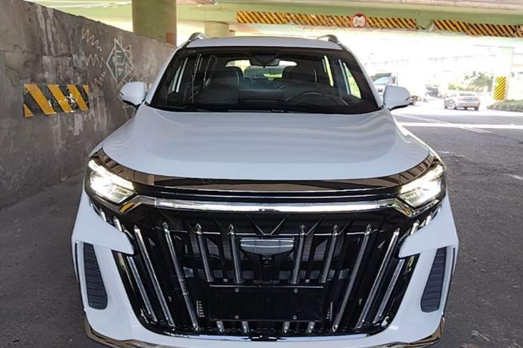 Used Geely Auto Haoyue L 2025 2.0T DCT Luxury Edition Front