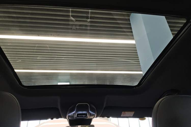 Used Geely Auto Haoyue L 2025 2.0T DCT Luxury Edition Headliner