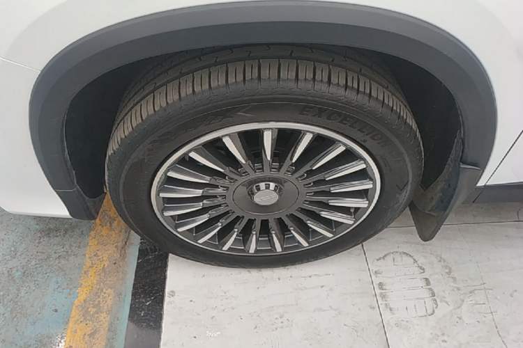 Used Geely Auto Haoyue L 2025 2.0T DCT Luxury Edition Left Front Wheel Hub