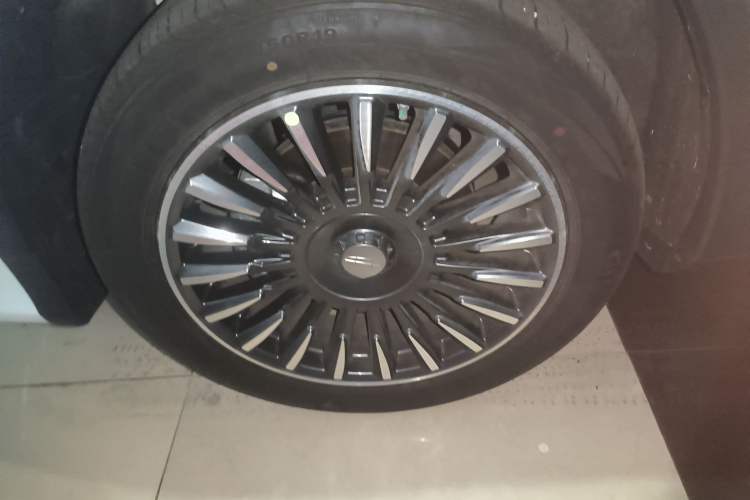 Used Geely Auto Haoyue L 2025 2.0T DCT Luxury Edition Left Front Wheel Hub