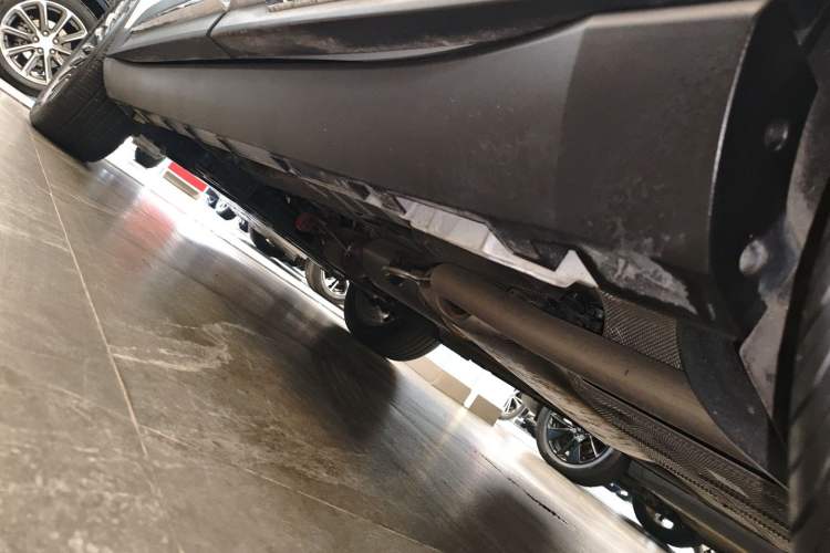 Used Geely Auto Haoyue L 2025 2.0T DCT Luxury Edition Left Side Sill