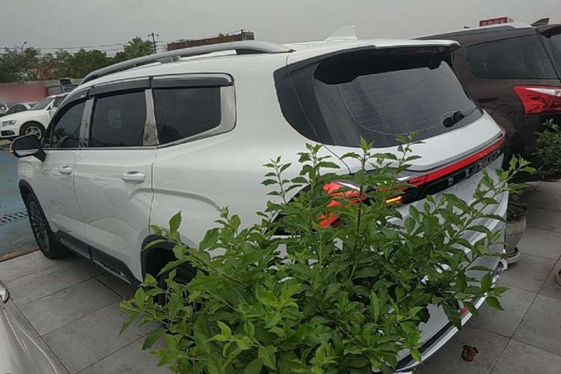 Used Geely Auto Haoyue L 2025 2.0T DCT Luxury Edition Rear Left 45 Deg