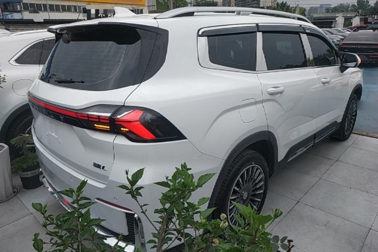 Used Geely Auto Haoyue L 2025 2.0T DCT Luxury Edition Rear Right 45 Deg
