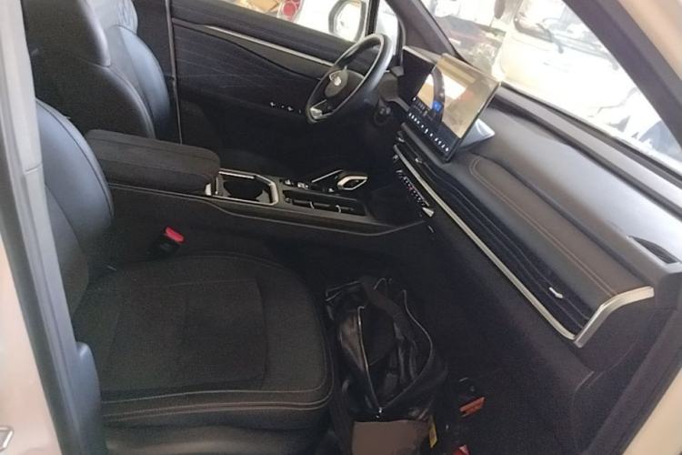 Used Geely Auto Haoyue L 2025 2.0T DCT Luxury Edition Right Front Seat