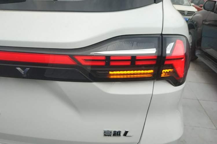 Used Geely Auto Haoyue L 2025 2.0T DCT Luxury Edition Right Rear Taillight