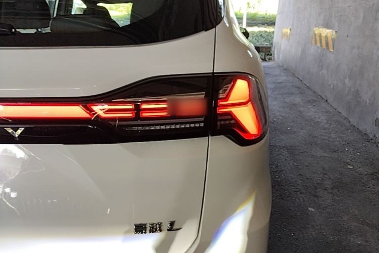 Used Geely Auto Haoyue L 2025 2.0T DCT Luxury Edition Right Rear Taillight