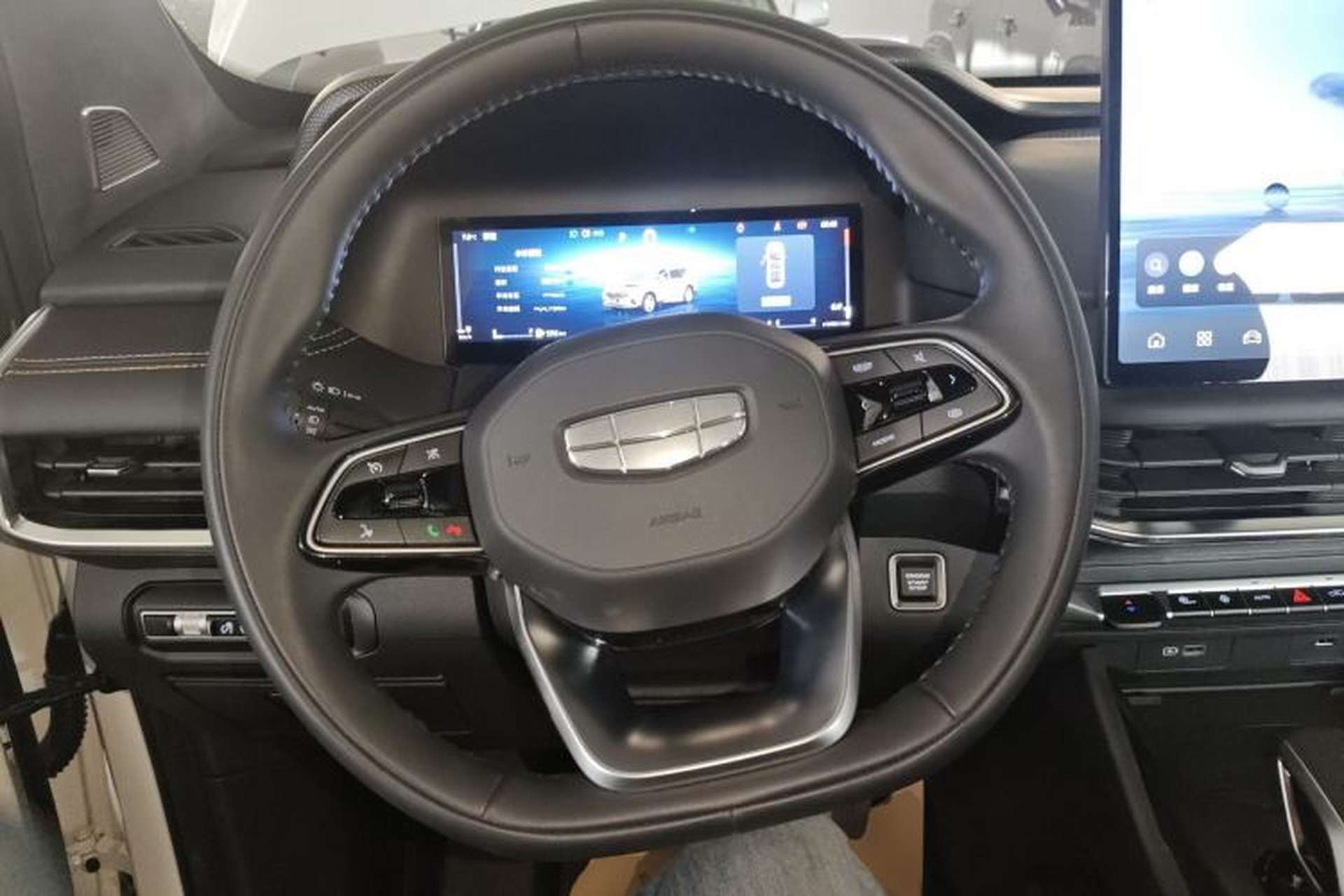Used Geely Auto Haoyue L 2025 2.0T DCT Luxury Edition Steering Wheel