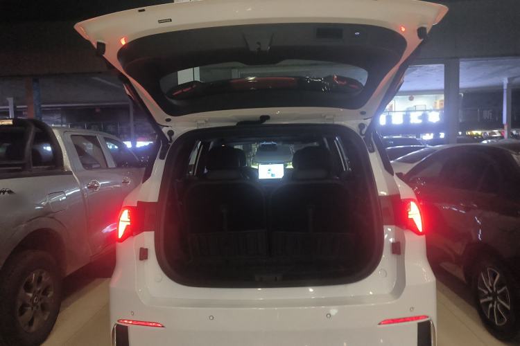 Used Geely Auto Haoyue L 2025 2.0T DCT Luxury Edition Trunk