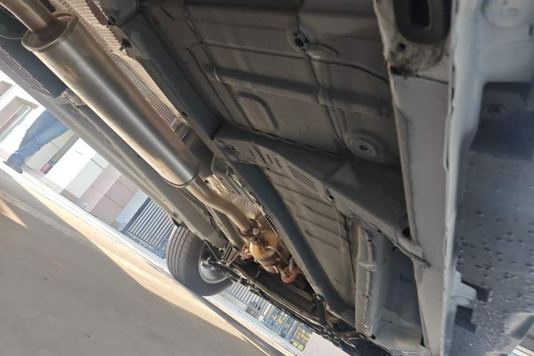 Used Geely Auto Haoyue PRO 2024 1.5T DCT Zongheng+ Chassis Rear Right
