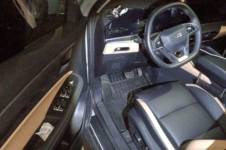 Used Geely Auto Haoyue PRO 2024 1.5T DCT Zongheng+ Driver Seat