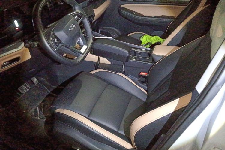 Used Geely Auto Haoyue PRO 2024 1.5T DCT Zongheng+ Left Front Seat