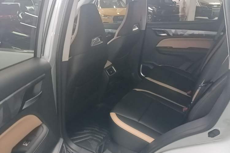 Used Geely Auto Haoyue PRO 2024 1.5T DCT Zongheng+ Left Rear Seat