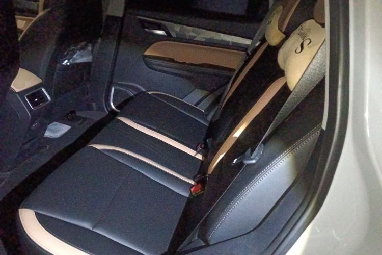Used Geely Auto Haoyue PRO 2024 1.5T DCT Zongheng+ Left Rear Seat
