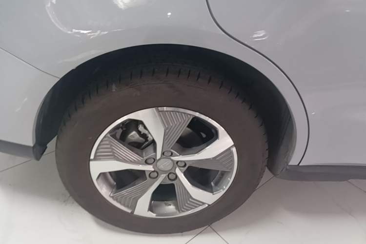 Used Geely Auto Haoyue PRO 2024 1.5T DCT Zongheng+ Right Rear Wheel Hub
