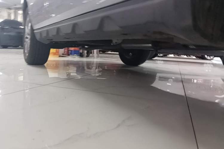 Used Geely Auto Haoyue PRO 2024 1.5T DCT Zongheng+ Right Side Sill