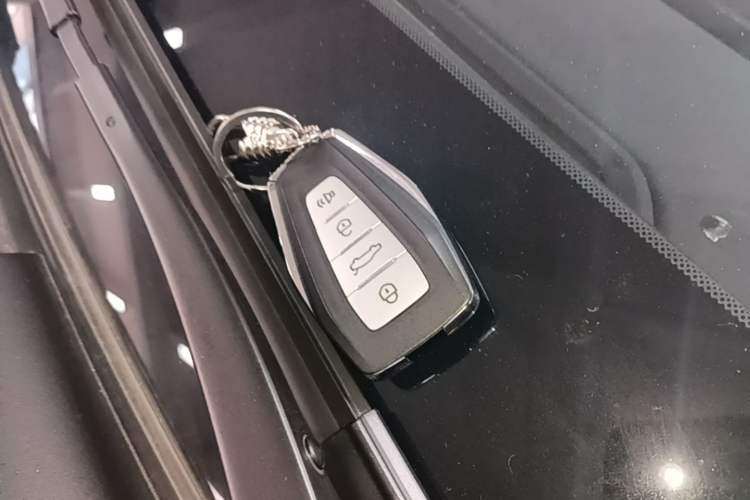 Used Geely Auto Haoyue PRO 2024 1.5T DCT Zongheng+ Vehicle Key