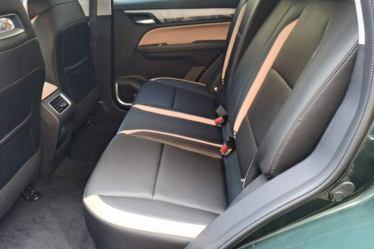 Used Geely Auto Haoyue PRO 2024 1.5T DCT Zongheng+ Left Rear Seat