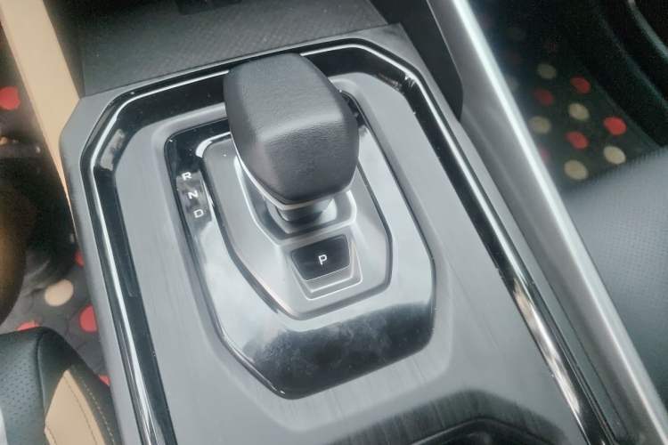 Used Geely Auto Haoyue PRO 2024 1.5T DCT Zongheng+ Gear Lever