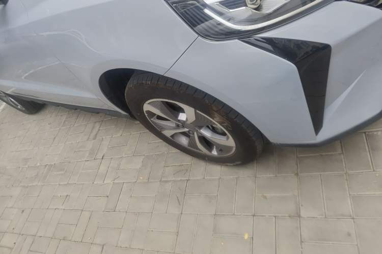 Used Geely Auto Haoyue PRO 2024 1.5T DCT Zongheng+ Right Front Wheel Hub