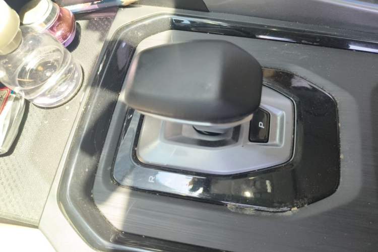 Used Geely Auto Haoyue PRO 2024 1.5T DCT Zongheng+ Gear Lever