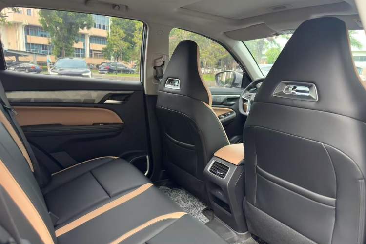 Used Geely Auto Haoyue PRO 2024 1.5T DCT Zongheng+ Interior 3