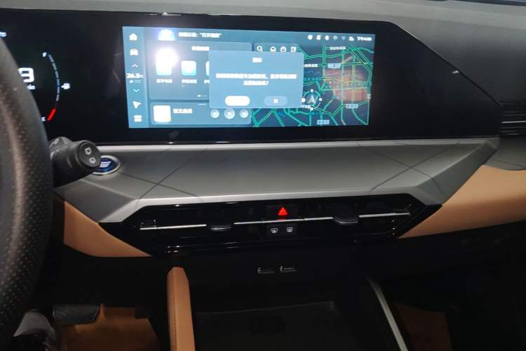 Used Geely Auto Haoyue PRO 2024 1.5T DCT Zongheng+ Audio And AC Panel