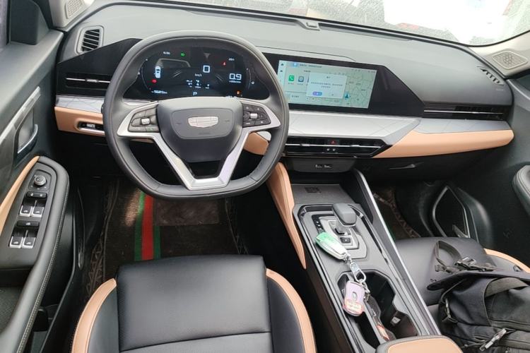 Used Geely Auto Haoyue PRO 2024 1.5T DCT Zongheng+ Center Console