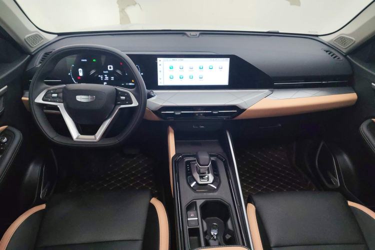 Used Geely Auto Haoyue PRO 2024 1.5T DCT Zongheng+ Center Console