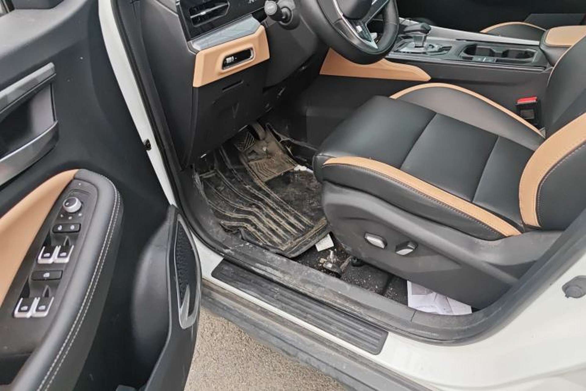 Used Geely Auto Haoyue PRO 2024 1.5T DCT Zongheng+ Driver Seat