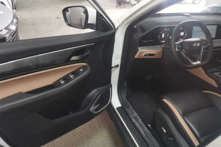 Used Geely Auto Haoyue PRO 2024 1.5T DCT Zongheng+ Driver Seat