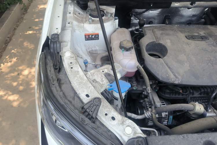 Used Geely Auto Haoyue PRO 2024 1.5T DCT Zongheng+ Engine Bay Right