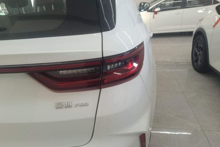 Used Geely Auto Haoyue PRO 2024 1.5T DCT Crosswise Edition Exterior 6