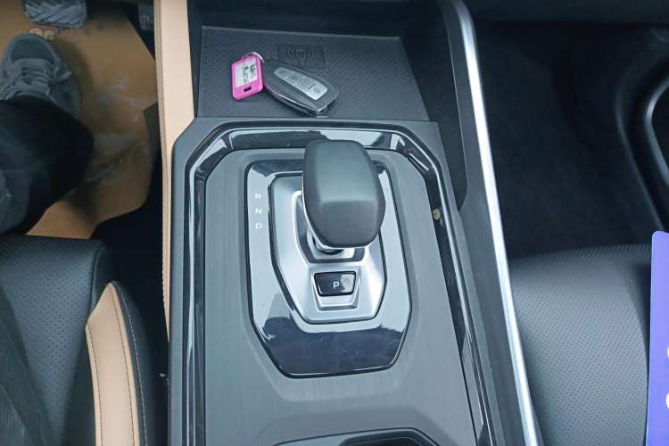 Used Geely Auto Haoyue PRO 2024 1.5T DCT Zongheng+ Gear Lever
