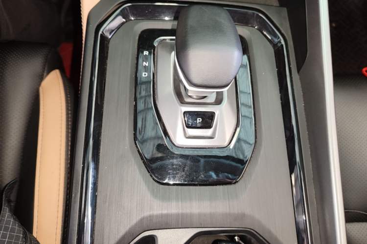 Used Geely Auto Haoyue PRO 2024 1.5T DCT Zongheng+ Gear Lever