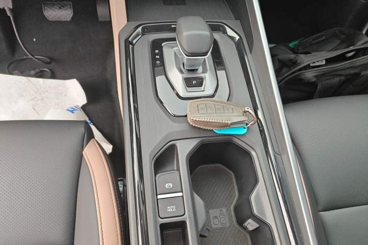 Used Geely Auto Haoyue PRO 2024 1.5T DCT Zongheng+ Gear Lever