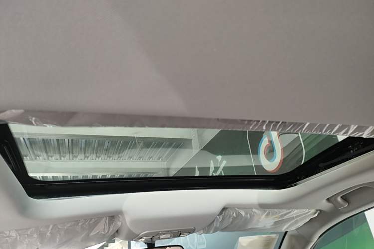 Used Geely Auto Haoyue PRO 2024 1.5T DCT Zongheng+ Headliner
