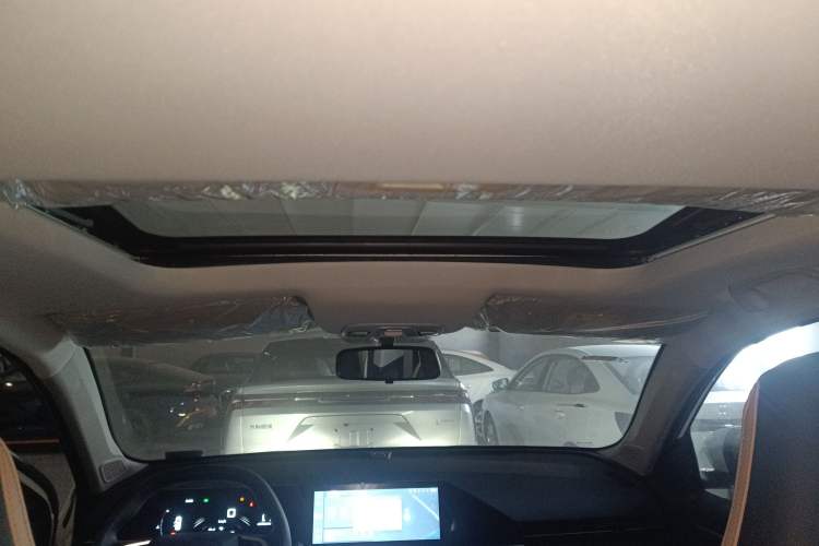 Used Geely Auto Haoyue PRO 2024 1.5T DCT Crosswise Edition Headliner