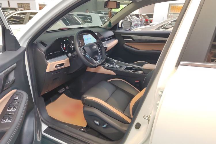 Used Geely Auto Haoyue PRO 2024 1.5T DCT Zongheng+ Interior 1