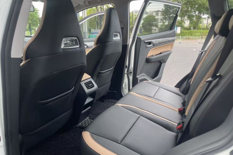 Used Geely Auto Haoyue PRO 2024 1.5T DCT Zongheng+ Interior 2