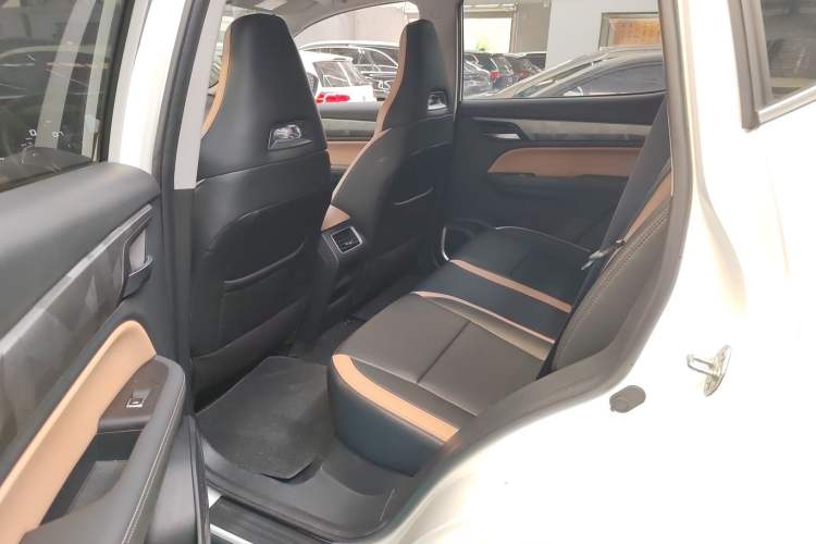 Used Geely Auto Haoyue PRO 2024 1.5T DCT Zongheng+ Interior 2