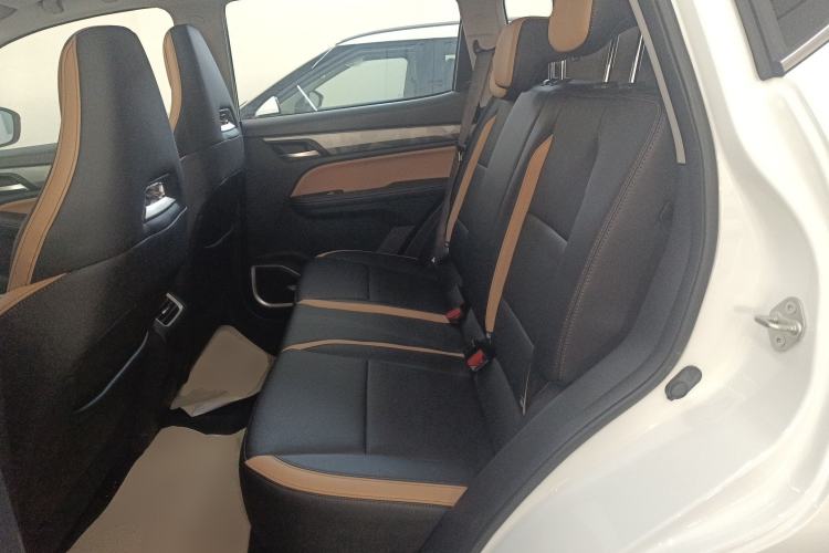 Used Geely Auto Haoyue PRO 2024 1.5T DCT Crosswise Edition Interior 4